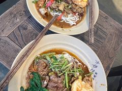 -方铲铲·成都板凳面(滨江银泰店)