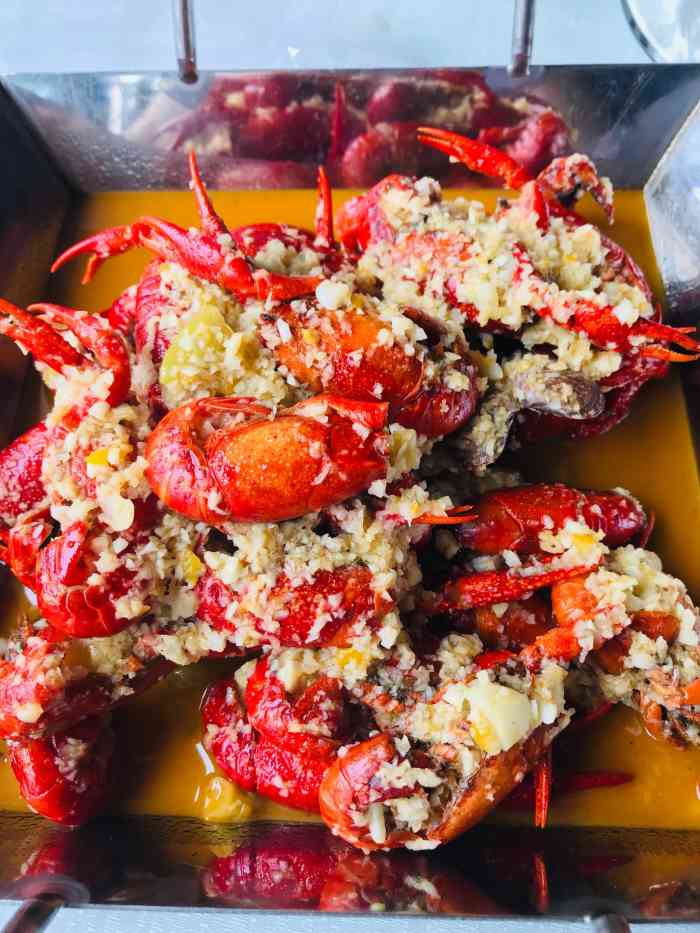 锋味龙虾烧烤-"第二次去吃了,上次去吃服务员推荐说他家烤.