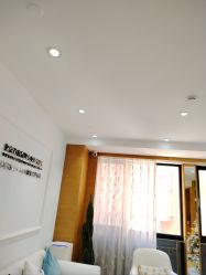-HEYAN荷妍专业脱毛连锁机构