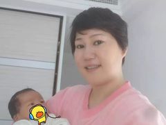 -爱的果实月嫂育婴师(世纪东方店)