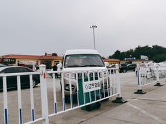 -凌海服务区-停车场
