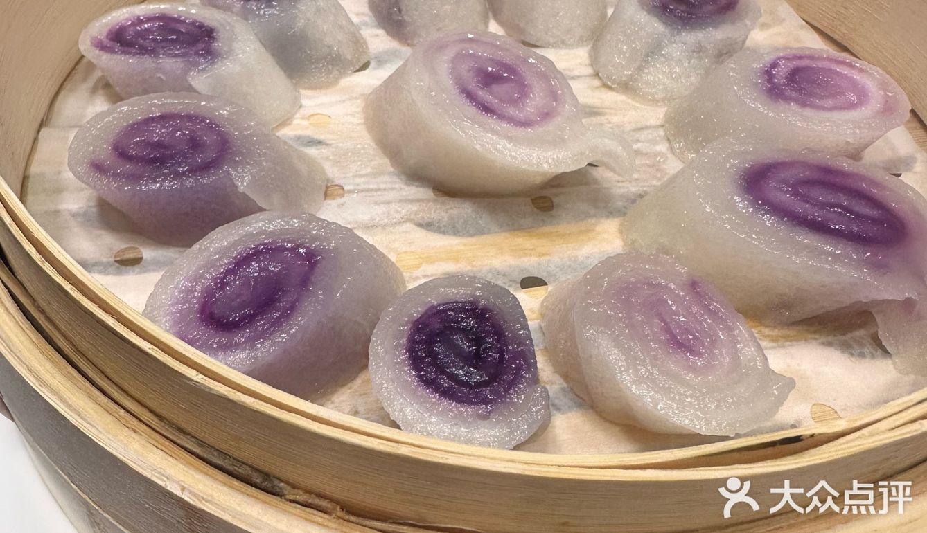 他家点心最近上新不少，这个糯米外皮晶莹剔透