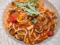 -Dragon Pizza•圆脸龙披萨·牛排餐厅