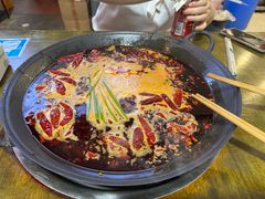 -黄潇洒老火锅(九眼桥宏济巷店)