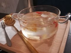 桃胶凉粉-炖物24章·顺时轻养茶(杭州大厦店)