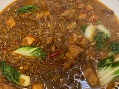 猪肉炖粉条-东北哈尔滨酱骨头馆房掌柜铁锅炖