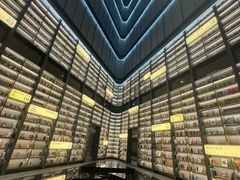 -上海虹桥中心爱琴海亚朵S酒店