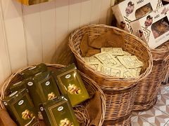 -MADO冰淇淋咖啡馆(淘金店)