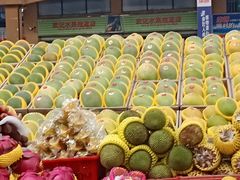 -三亚新鸿港水果一级批发市场