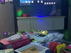 -莹乐迪量贩式KTV(祝桥店)