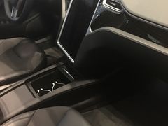 -TESLA 特斯拉(广州天环广场体验店)