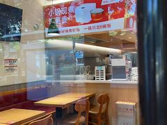 -南城香·饭香串香馄饨香(青年路店)