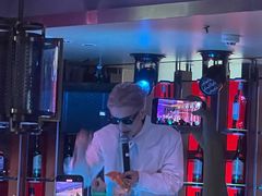-海底捞火锅(珠影星光城夜宵主题店)