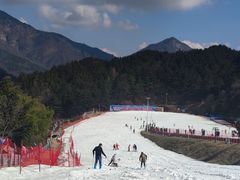 -大别山南武当滑雪场