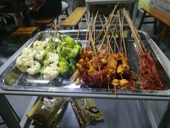 -灌县老妈砂锅串串香(万科红生活广场店)