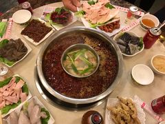 -朱氏胖子烂火锅(洪崖洞店)