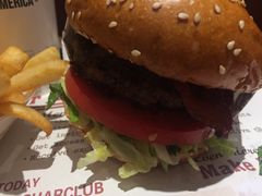 -The Habit Burger Grill 哈比特汉堡(爱琴海店)