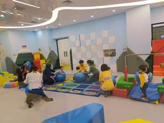 -美国谷斯妈妈早教中心 (陆家嘴店)