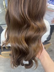 -藤野造型烫染·漂发