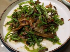 特色剁椒巴骨肉-冯小炒(巴渝大道店)