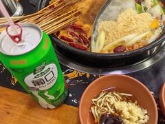 -灌县老妈砂锅串串香(万科红生活广场店)