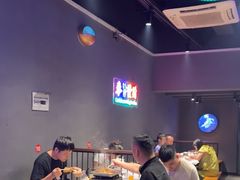 -老街烧烤大排档·地道湖北菜·龙虾馆(汉口火车站店)