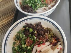 -李易面馆(树木岭店)