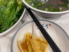 -馋三尺蟹粉小笼(人民广场店)