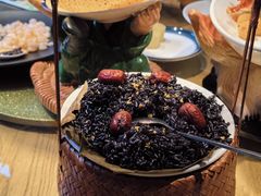 荷香乌米饭-吴越荣记苏州菜·松鼠桂鱼(月光码头店)