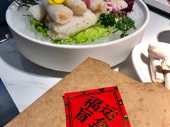 竹笋酿鲜虾-小龙坎火锅(全球总店)