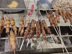 -破瓦寒窑·地摊烤羊排