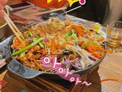 小木屋烤肉-冰川延边料理·炭烤串(原小木屋店)