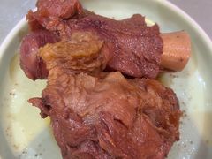 酱骨棒-东北哈尔滨酱骨头馆房掌柜铁锅炖