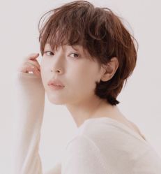 -菲·木田moontin造型salon