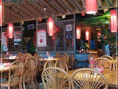 -野山舂·贵州现舂酸汤火锅(鸿通城店)