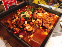 馋嘴牛蛙锅-蜜桃餐厅·江浙融合菜(荟聚购物中心店)