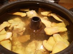 -云海肴·汽锅鸡·云南菜(天山百盛优客店)