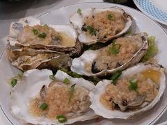 蒜茸蒸新西兰生蚝-东江海鲜酒家(艺都分店)