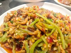 -万重锦·人文川菜馆(骡马市店)
