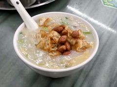 艇仔粥-穗银肠粉店(东川路店)