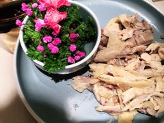 盐焗手撕鸡-尚一汤·粤菜海鲜(环球港店)