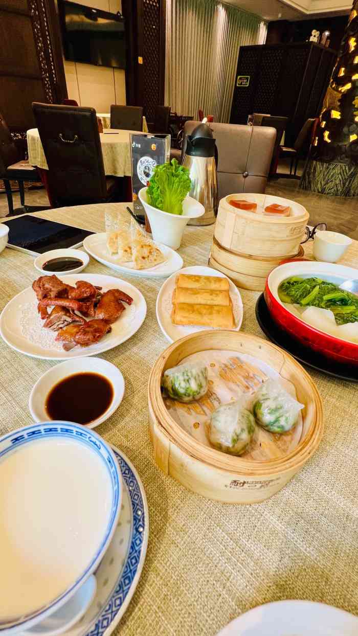 潮府馆(世纪公园店)-"世纪公园梅花开的正好,蹬了两个小时的脚踏.