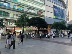-观音桥步行街