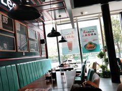 大堂-李先生牛肉面大王(上海站南广场店)