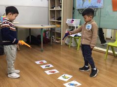 -i2青少儿英语(爱加星悦荟店)