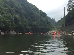 -安吉龙王山峡谷漂流