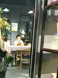 -MOVAN  HAIR莫凡匠人发型屋