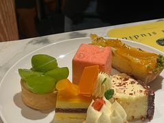 -杭州临平万丽酒店·燃餐厅(人民大道店)
