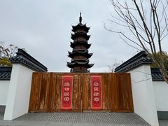 -龙华寺