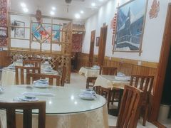 -鹤乡东北菜(崮山路店)